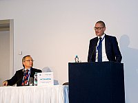 prof. MUDr. Antonín Pařízek, CSc. (vlevo), prof. MUDr. Viktor Kožich, CSc. (vpravo)